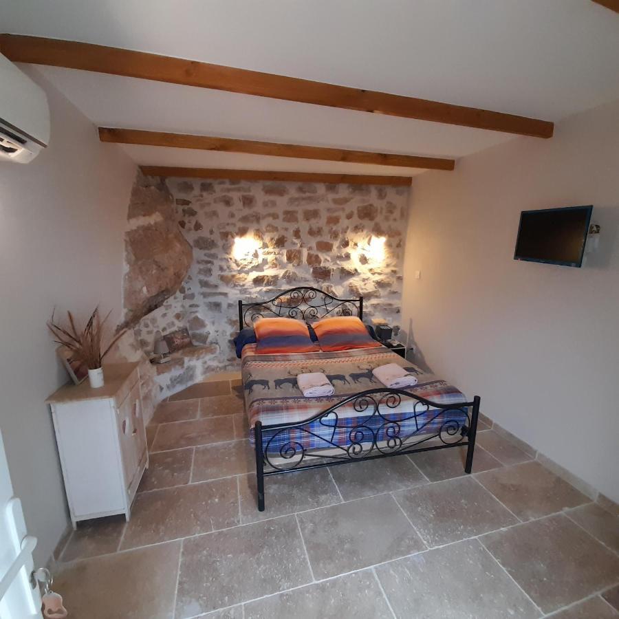 L'Auberge Du Mazet Lodève Екстериор снимка